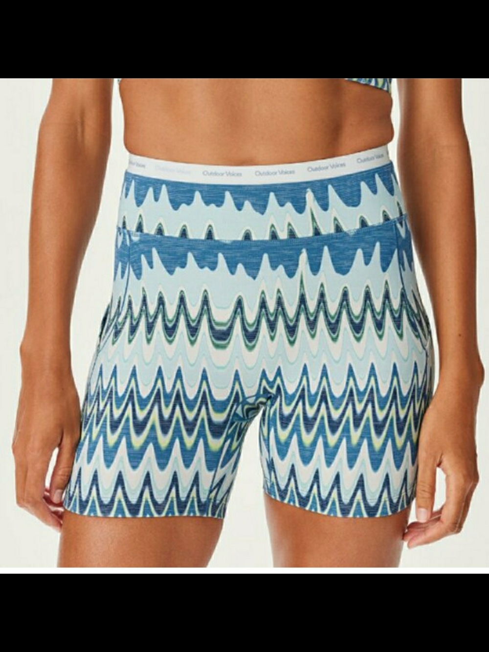 Outdoor Voices Women's Polar Helios 5" Shorts Small